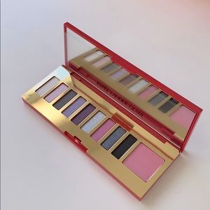 Estée Lauder makeup palette